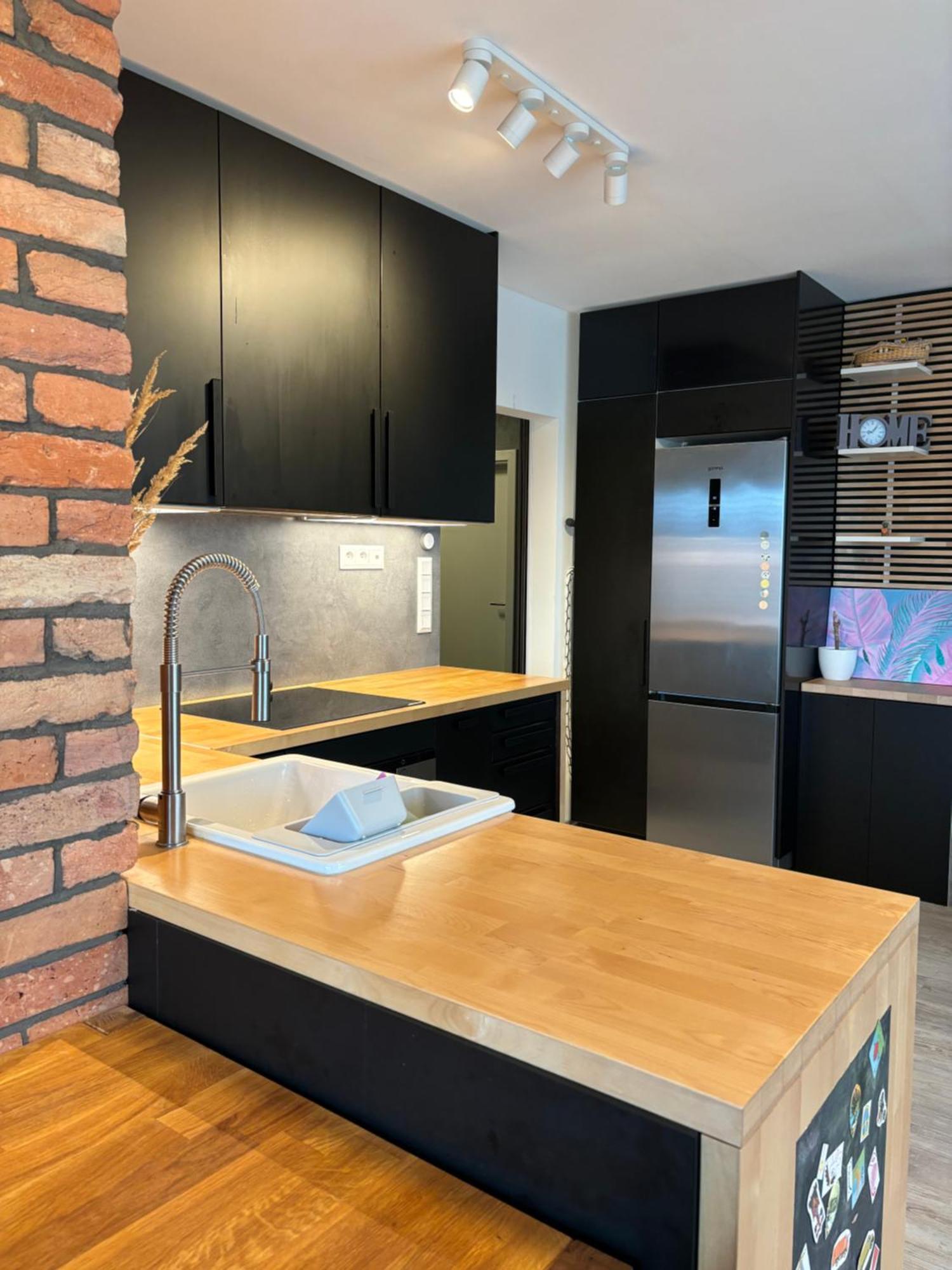 Premiere Apartment Bratislava - Private Parking Екстериор снимка