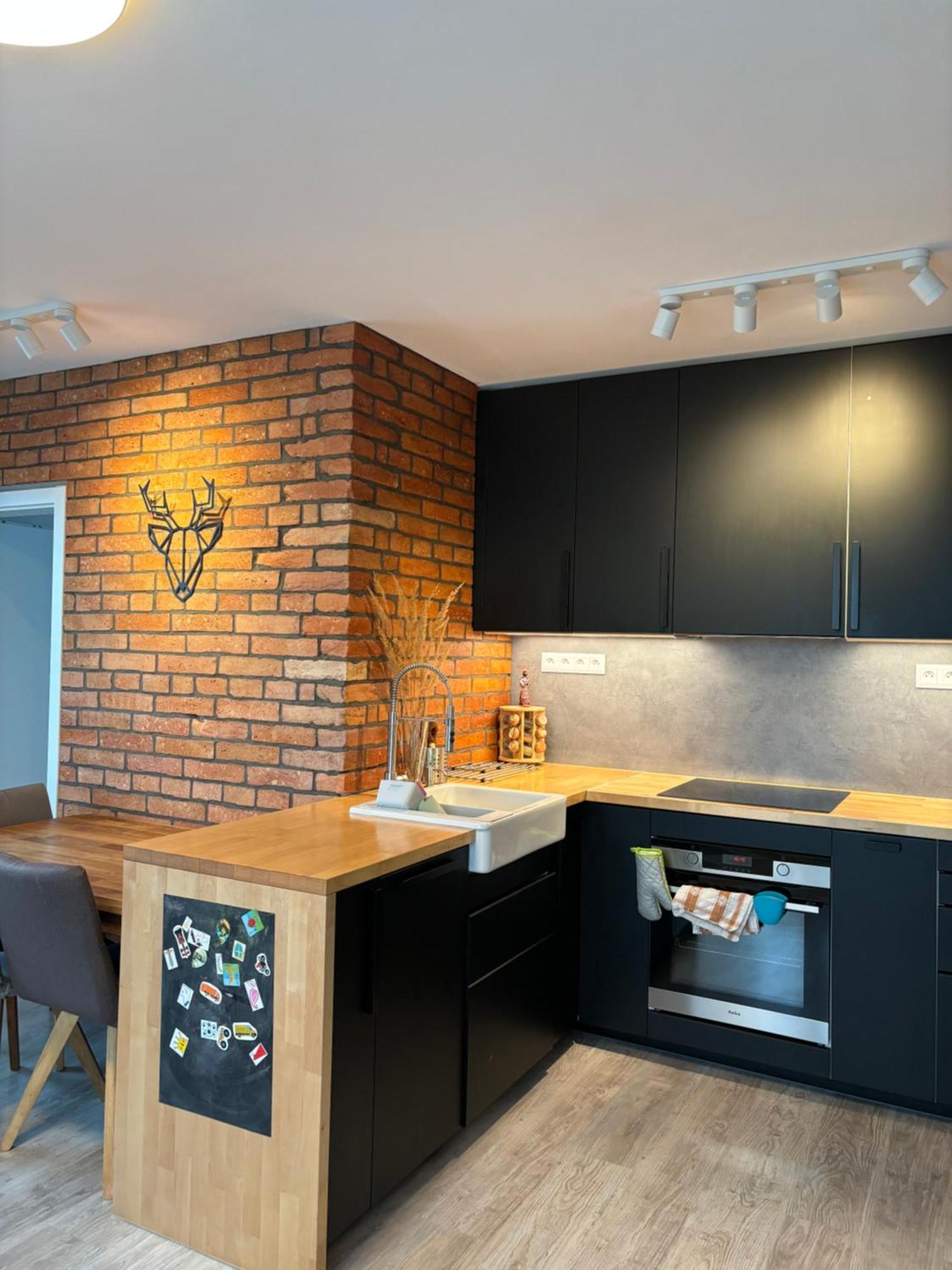 Premiere Apartment Bratislava - Private Parking Екстериор снимка